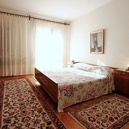 Ines Apartman